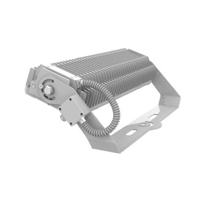 비바람에 견디는 멀티신을 밝히는 뒤뜰 농구 야외 경기장